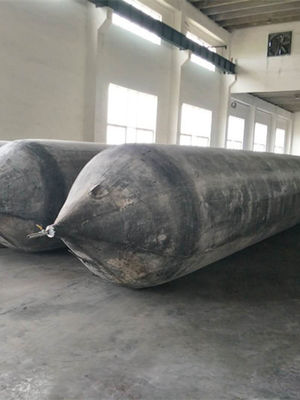China Marine Pneumatic Rubber Dock Fender für das Starten fournisseur