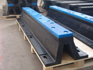 Installations-Zusammenstoß-Platten-Bogen-Art Gummipuffer-Schiffs-Fender fournisseur